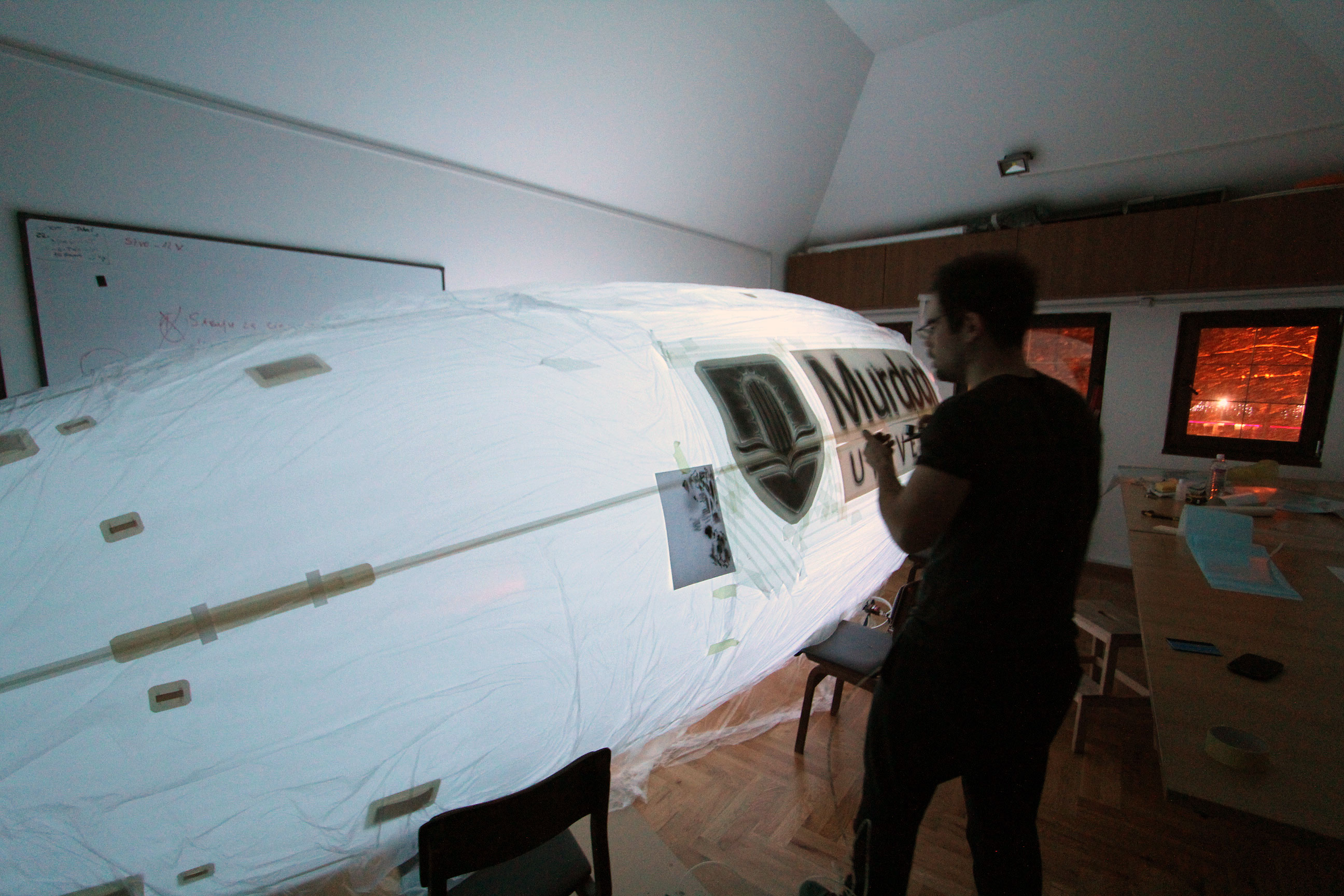 6-m-rc-blimp---internal-rgb-light-and-paint-and-airbrush-process
